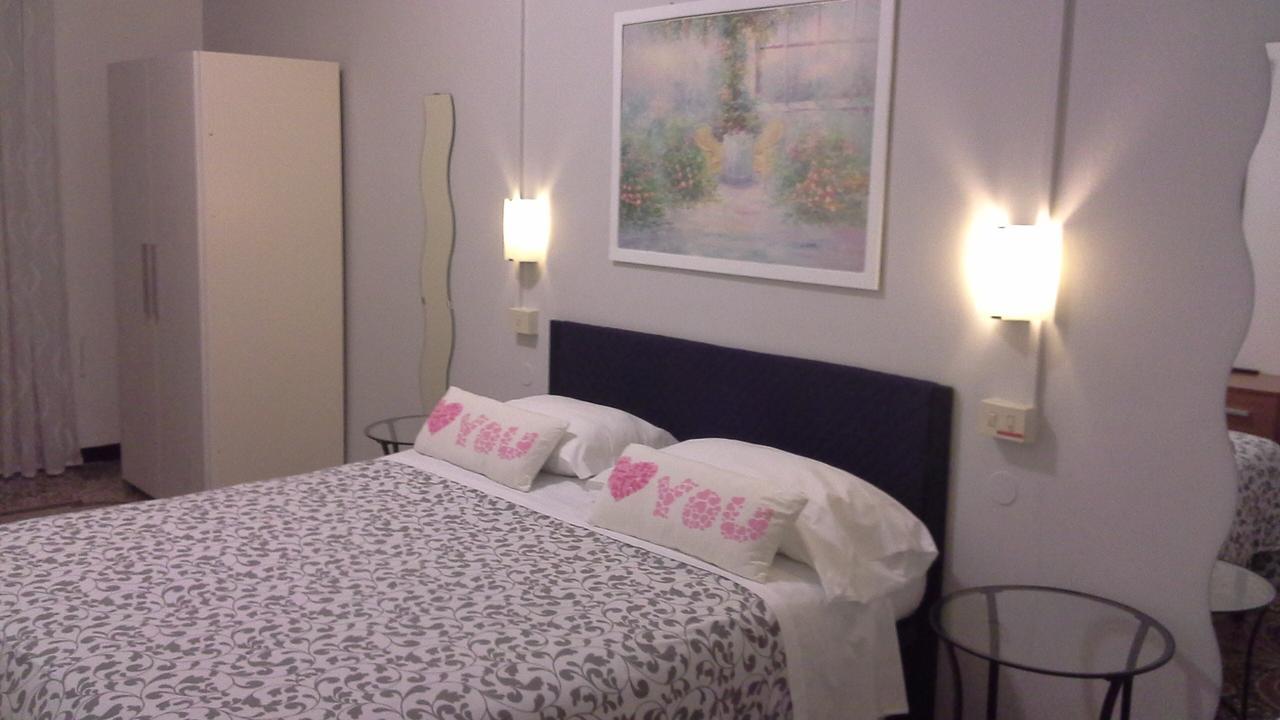 Argentina House Bed and Breakfast Γένοβα Εξωτερικό φωτογραφία