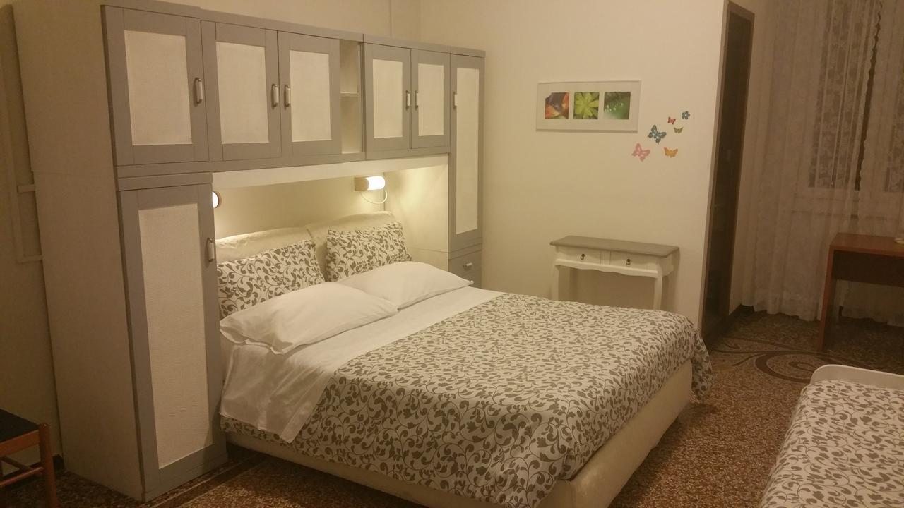 Argentina House Bed and Breakfast Γένοβα Εξωτερικό φωτογραφία